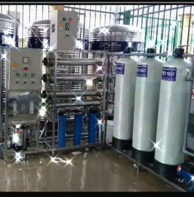 Lọc nước tinh khiết 1000 lít/giờ tự động